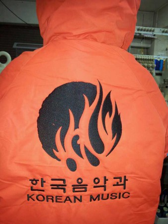 서울예대 바람막이 뒷판입니다^^